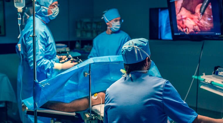 Cirugías abiertas y laparoscópicas (mínimamente invasivas)